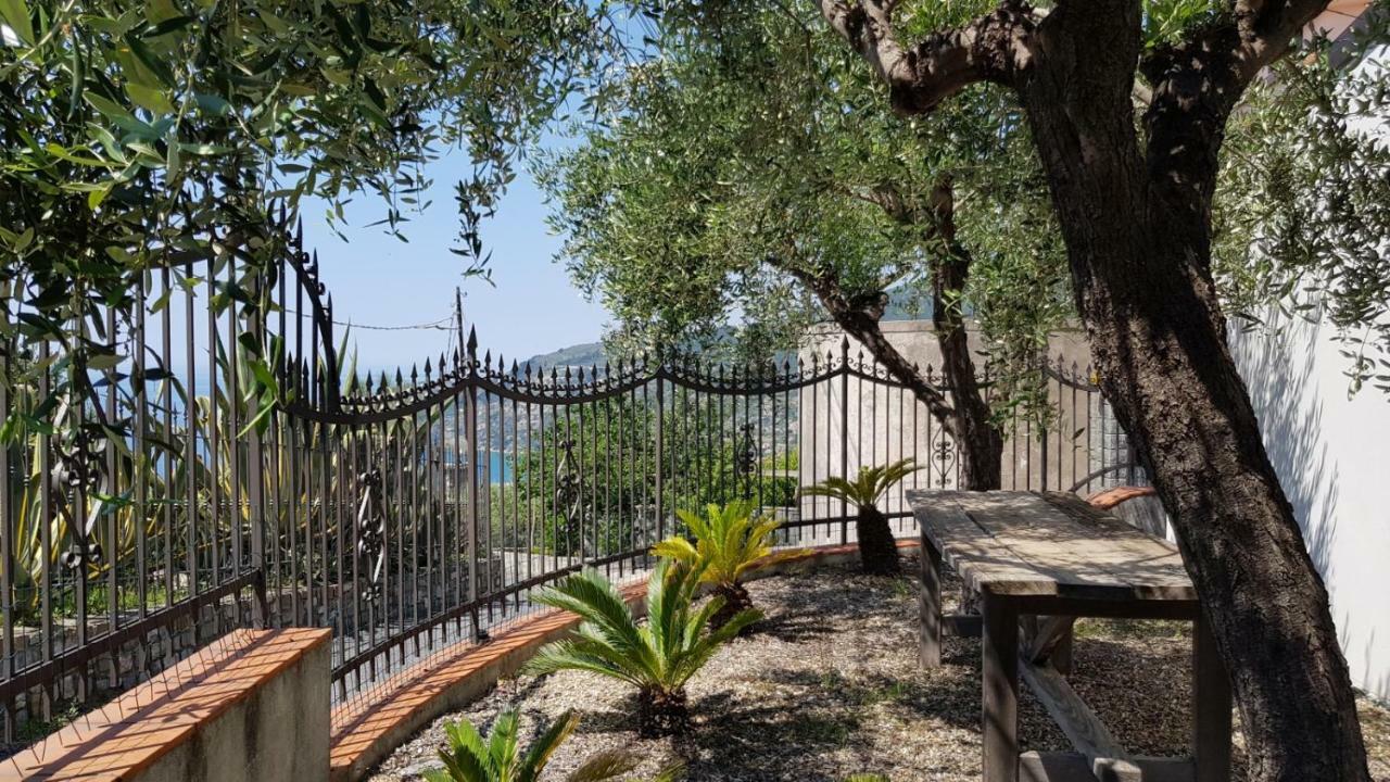 Piccola Casa Con Giardino Sanremo Exterior foto